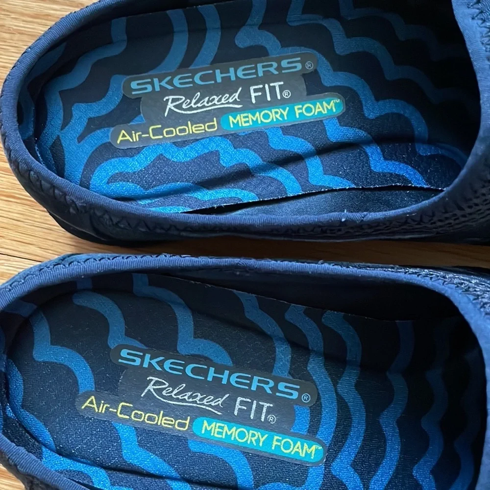 Skechers Biker Flats Relaxed fit‎ slip on shoes size 9.5 Blue NWOB